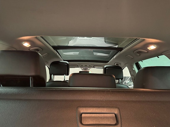 Volkswagen Passat Alltrack 9 of 19