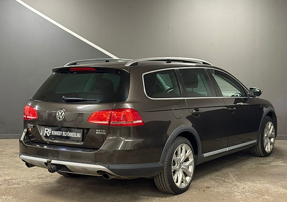 Volkswagen Passat Alltrack 6 of 19