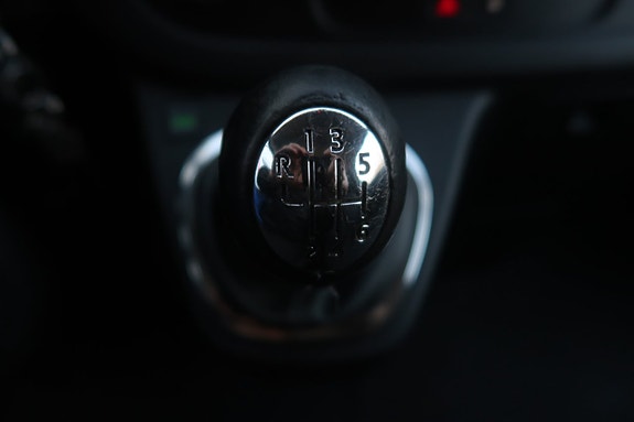 Opel Vivaro 20 of 27