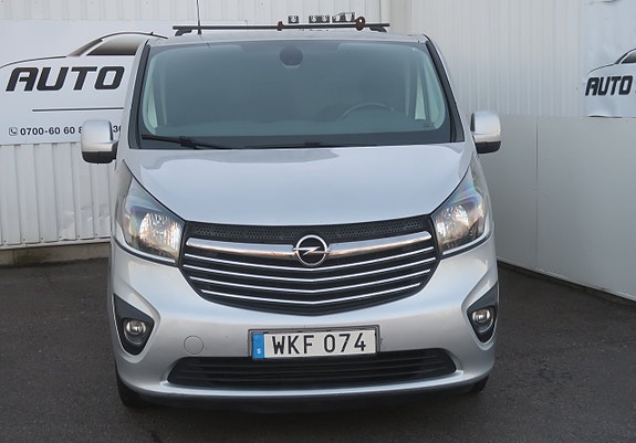 Opel Vivaro 3 of 5