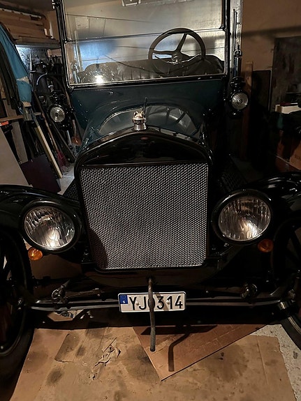 Ford Model T, Runabout Pickup 2 of 5