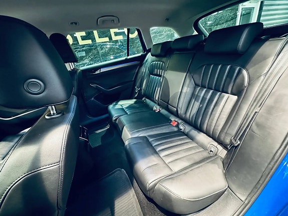 Skoda Superb 22 of 30