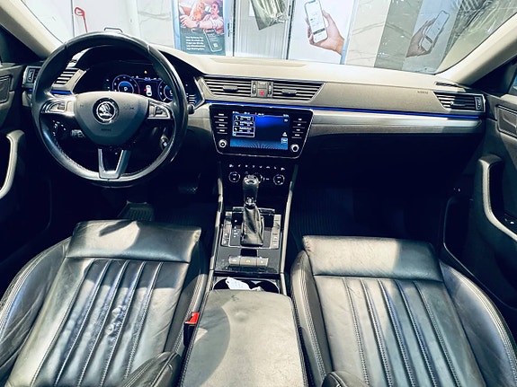 Skoda Superb 20 of 30