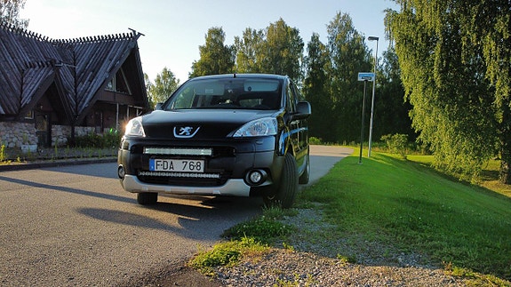 Peugeot Partner Tepee 3 of 9