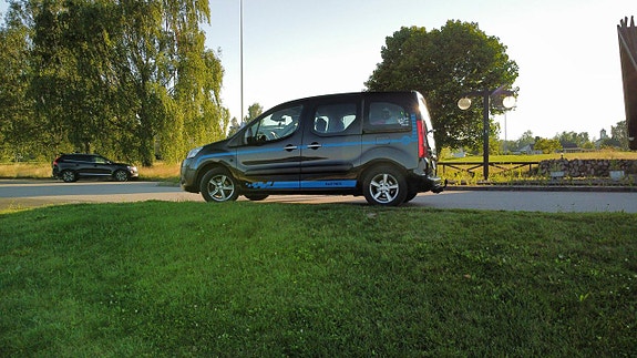 Peugeot Partner Tepee 4 of 9