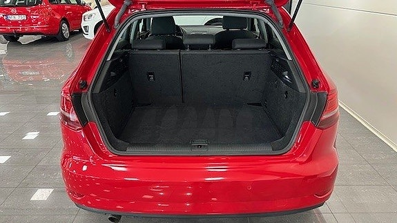 Audi A3 7 of 12