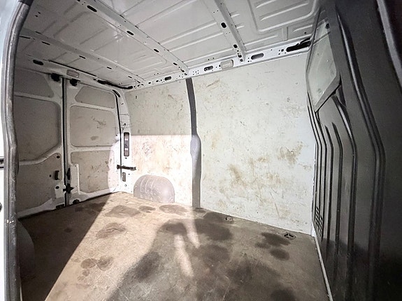 Nissan Interstar 12 of 22