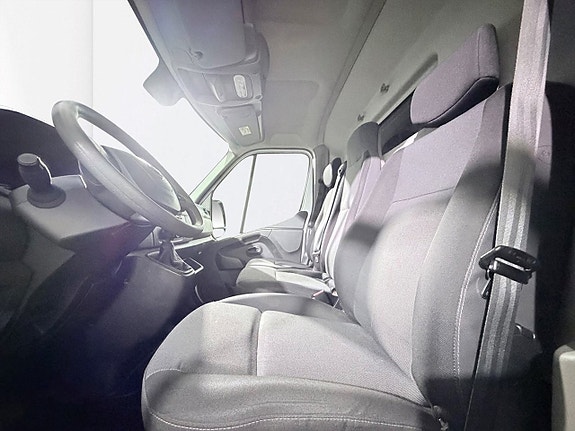 Nissan Interstar 14 of 22