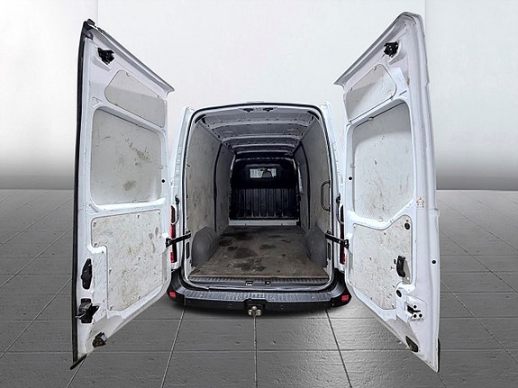 Nissan Interstar 8 of 22