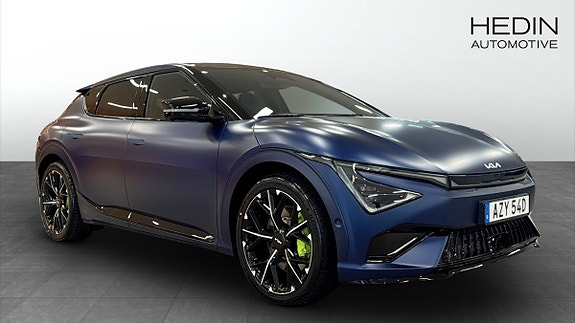 Kia EV6 3 of 12