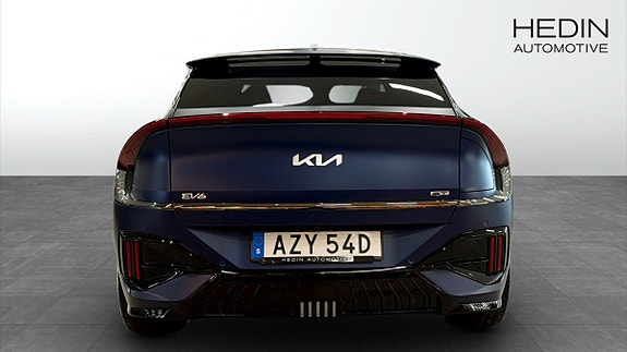 Kia EV6 5 of 12