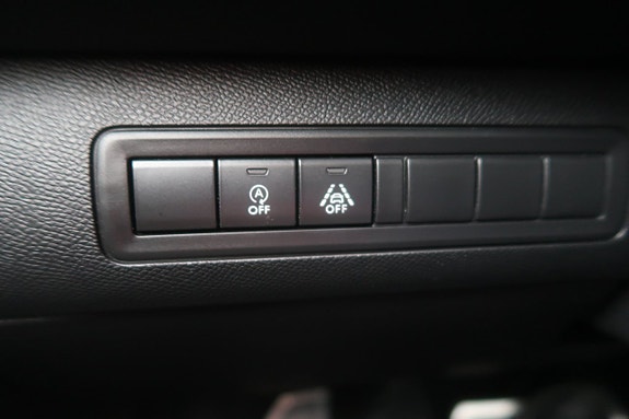 Peugeot 308 21 of 27