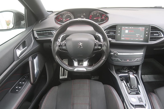 Peugeot 308 9 of 27