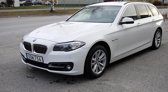 BMW 520 2 of 5