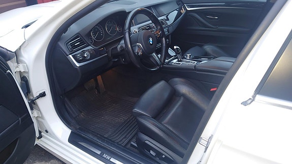 BMW 520 4 of 5