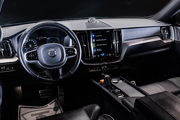 Volvo XC60 19 of 24