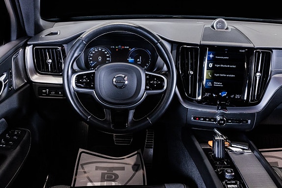 Volvo XC60 18 of 24
