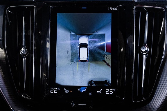 Volvo XC60 23 of 24