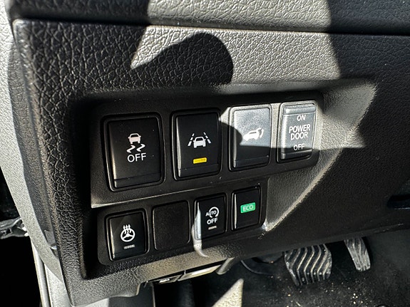 Nissan X-Trail 18 of 20