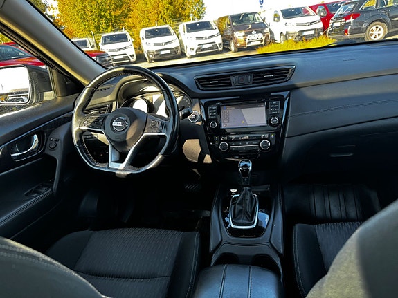 Nissan X-Trail 9 of 20