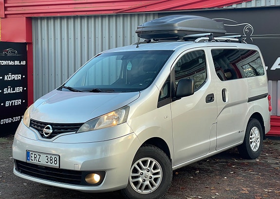 Nissan NV200 5 of 5