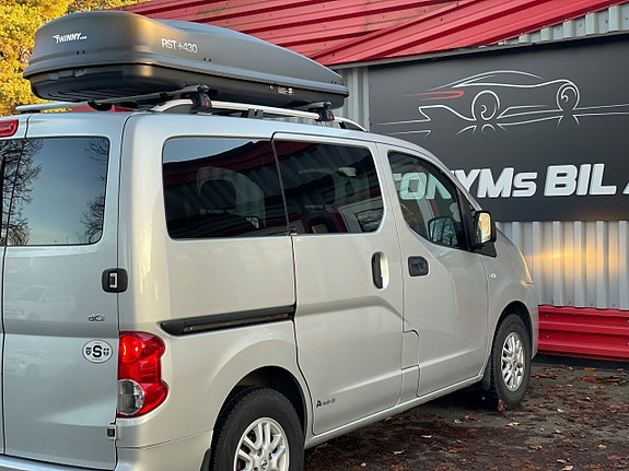 Nissan NV200 12 of 27