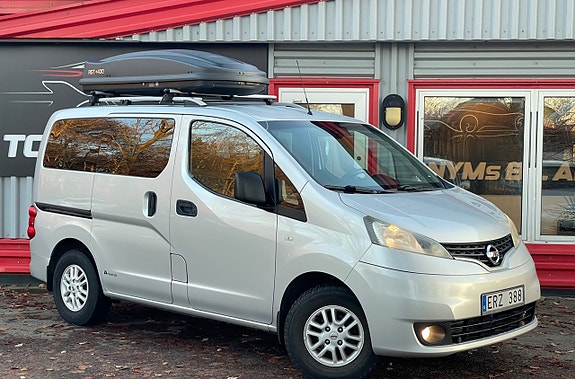 Nissan NV200 6 of 27