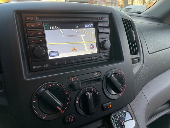 Nissan NV200 23 of 27