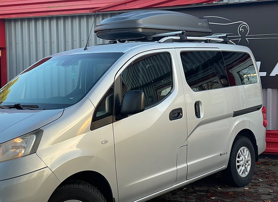 Nissan NV200 4 of 5