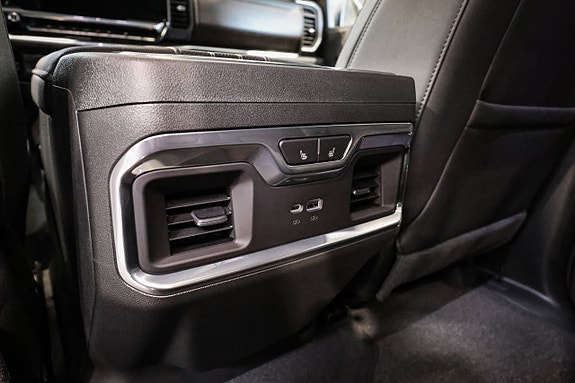 Chevrolet Silverado 1500 26 of 30
