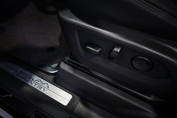 Chevrolet Silverado 1500 30 of 30