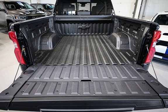 Chevrolet Silverado 1500 15 of 30