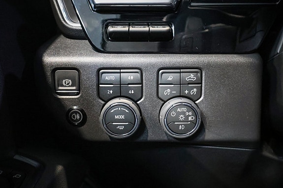 Chevrolet Silverado 1500 27 of 30