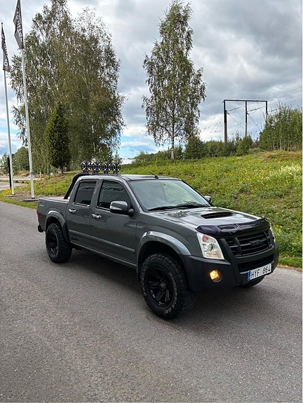 Isuzu D-max 2 of 6