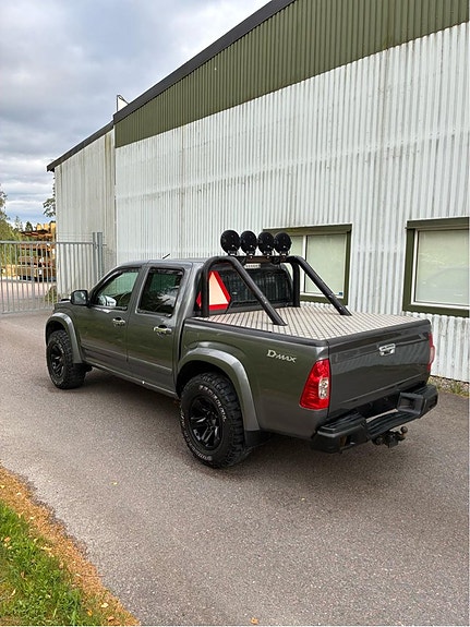 Isuzu D-max 4 of 6