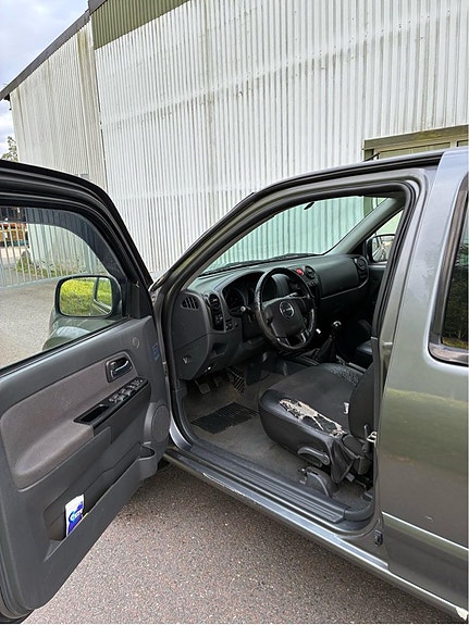 Isuzu D-max 5 of 6