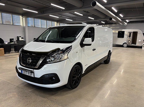 Nissan NV300