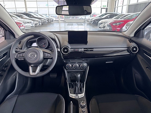 Mazda 2 9 of 21