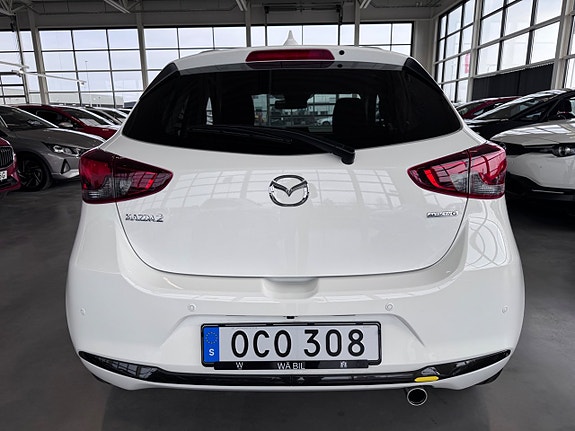 Mazda 2 4 of 21