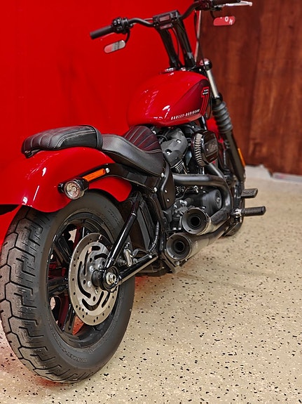 Harley-Davidson Streetbob 7 of 7