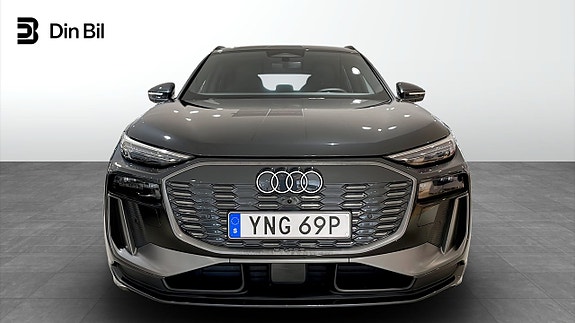 Audi Q6 e-tron 4 of 13