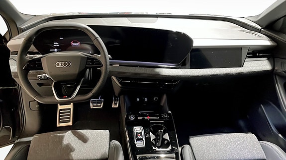 Audi Q6 e-tron 10 of 13