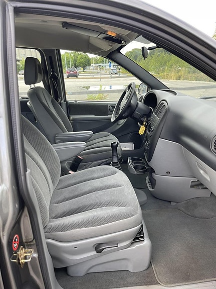 Chrysler Voyager 11 of 15