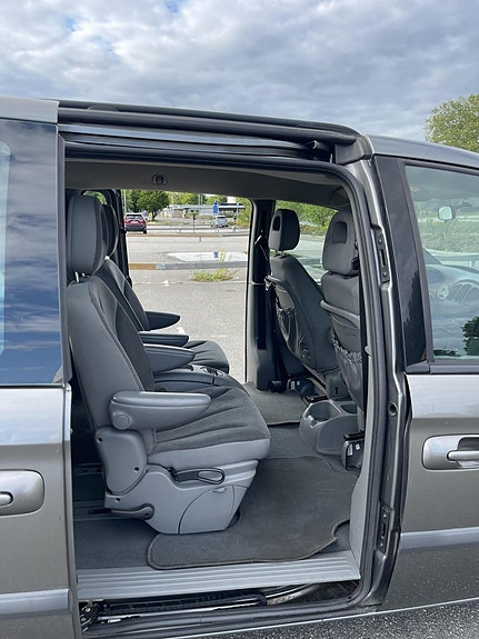 Chrysler Voyager 13 of 15