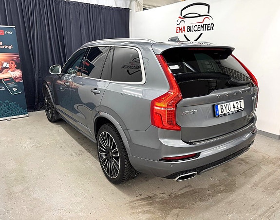 Volvo XC90 4 of 5