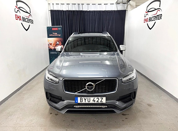 Volvo XC90 2 of 5