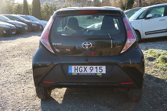 Toyota Aygo 4 of 7