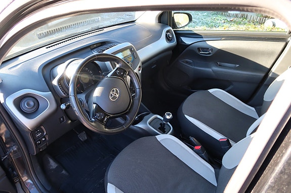 Toyota Aygo 7 of 7