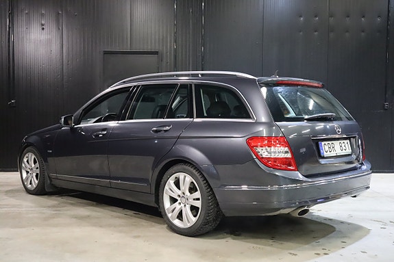 Mercedes-Benz C250 4 of 19