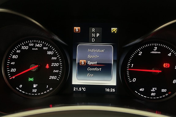 Mercedes-Benz GLC220 d 11 of 22